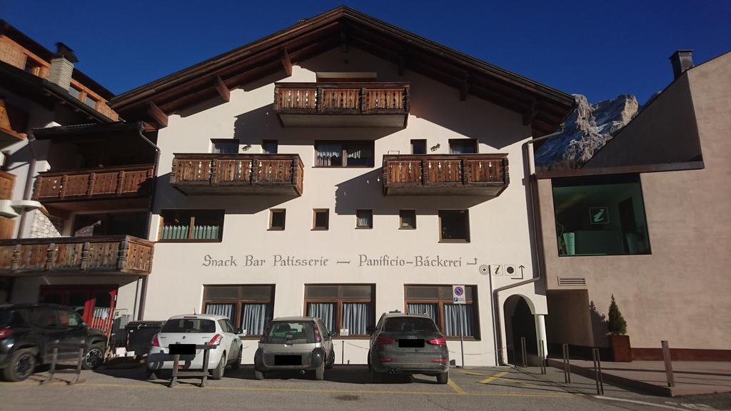 Residence Ploner San Cassiano  Bagian luar foto